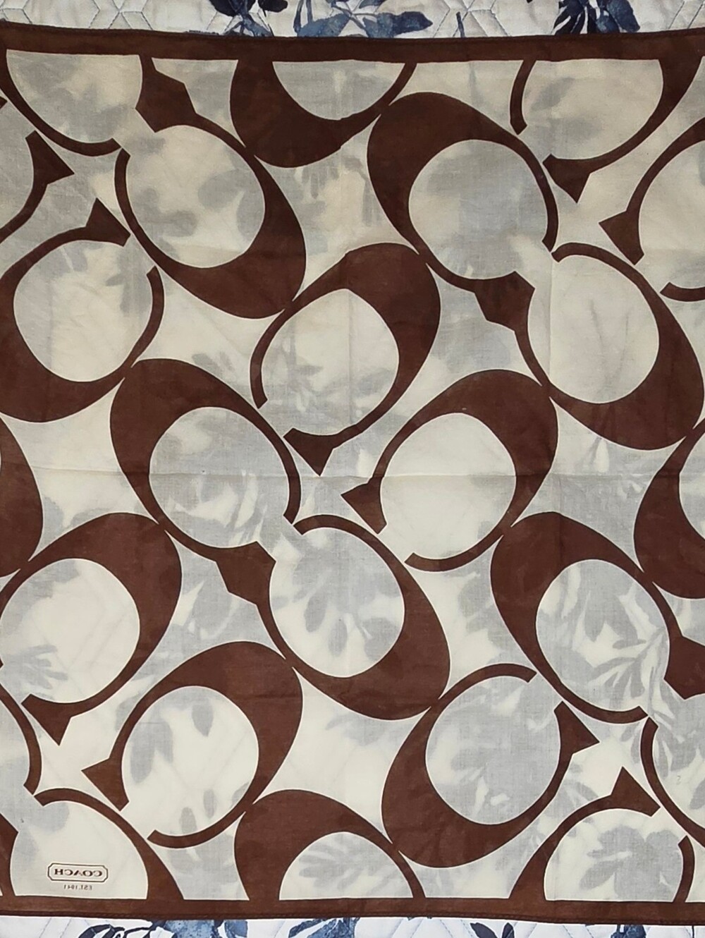 Coach Signature C Logo Square Scarf Bandana Brown Cream - Picture 4 of 6